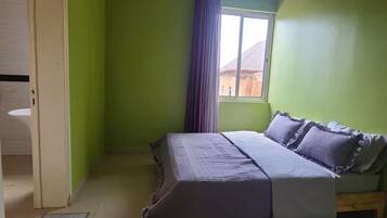 3 chambres, fer et planche Ă repasser, Wi-Fi, draps fournis