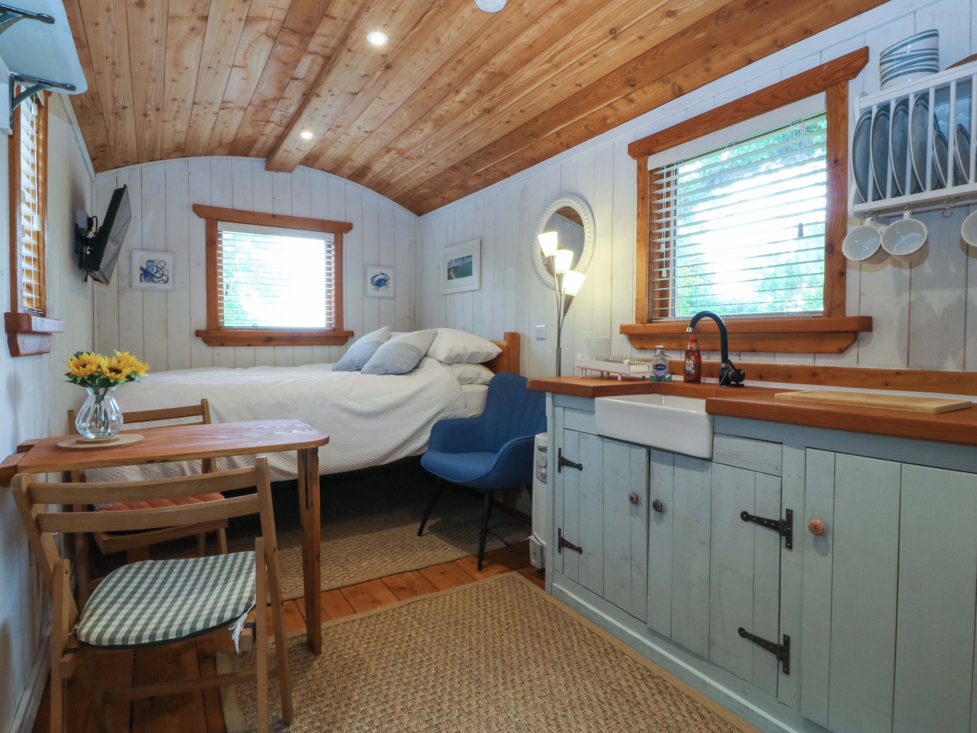1 slaapkamer, gratis wifi, individueel gedecoreerd