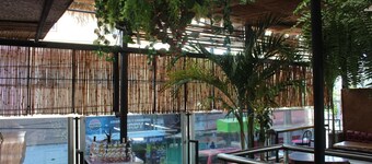 Aquí Comes Rico Airport Hostel
