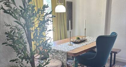 Rood Roost: Spacious 3BR Near Downtown & Grand Junction Adventures