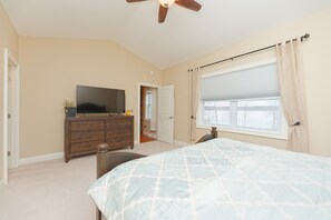 Room - Gorgeous Views of Round lake (Round Lake)