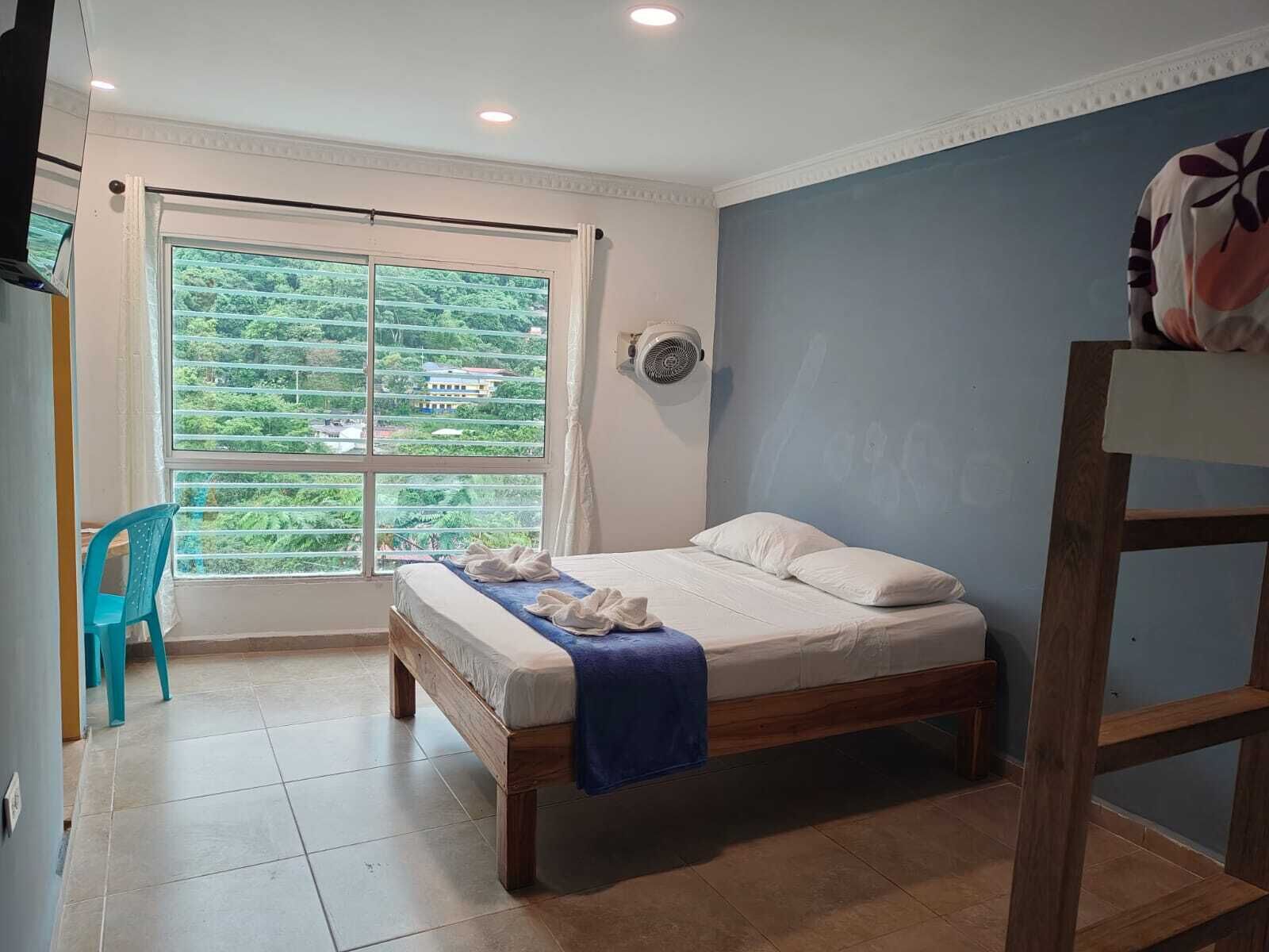 Comfort Room, Mountain View