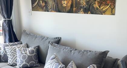 Cozy 1-bedroom condo in tranquil Salvador with AC breeze