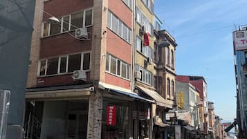 Deluxe-Dreibettzimmer, Stadtblick | Verschiedenes