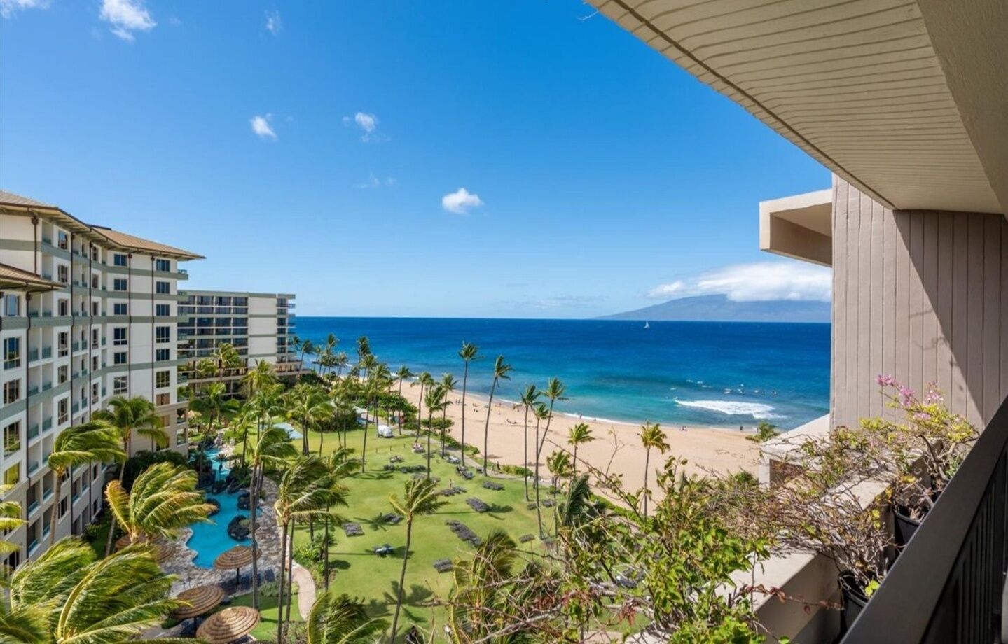 Vista para praia/oceano