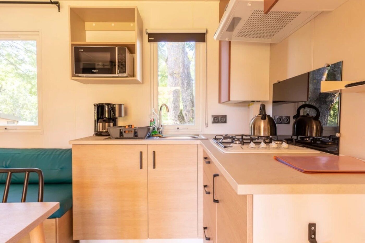 Fridge, microwave, stovetop