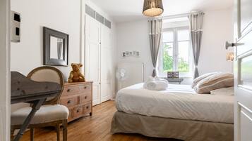 3 Schlafzimmer, Bügeleisen/Bügelbrett, WLAN, Bettwäsche