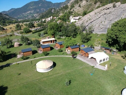 Chalet 3 étoiles - ccbgcgf