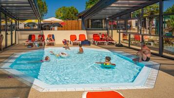Piscine couverte, piscine chauffée