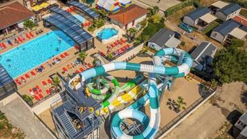 Piscine couverte, piscine chauffée