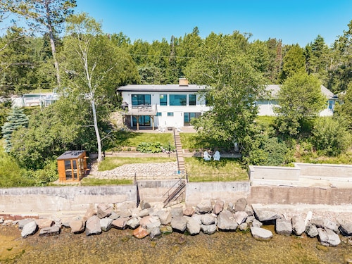 Lake Superior Retreat with Private Sauna and Panoramic Views