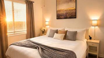 1 bedroom, in-room safe, iron/ironing board, free WiFi