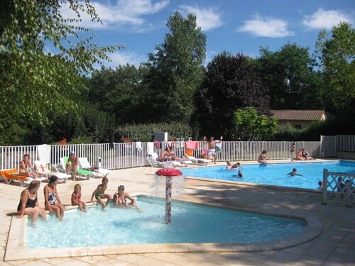 Camping 3 étoiles - Piscine  - ccbgbbc
