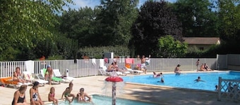 Camping 3 étoiles - Piscine - ccbgbbc