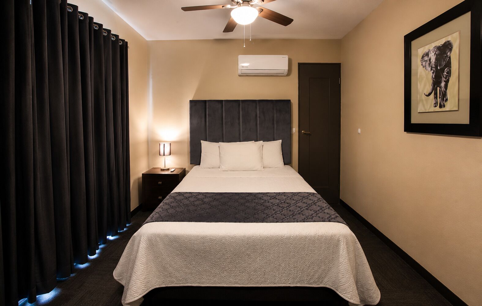 Barrio inn Morelos - Suite #26 | Minibar, tabla de planchar con plancha, wifi gratis