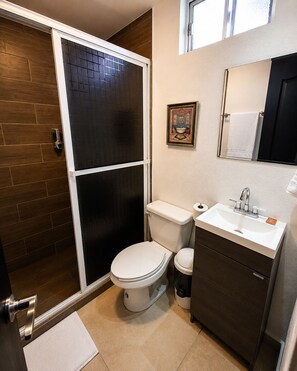 Barrio inn Morelos Suite - #23 Cama matrimonial | Baño | Ducha, toallas, jabón y champú