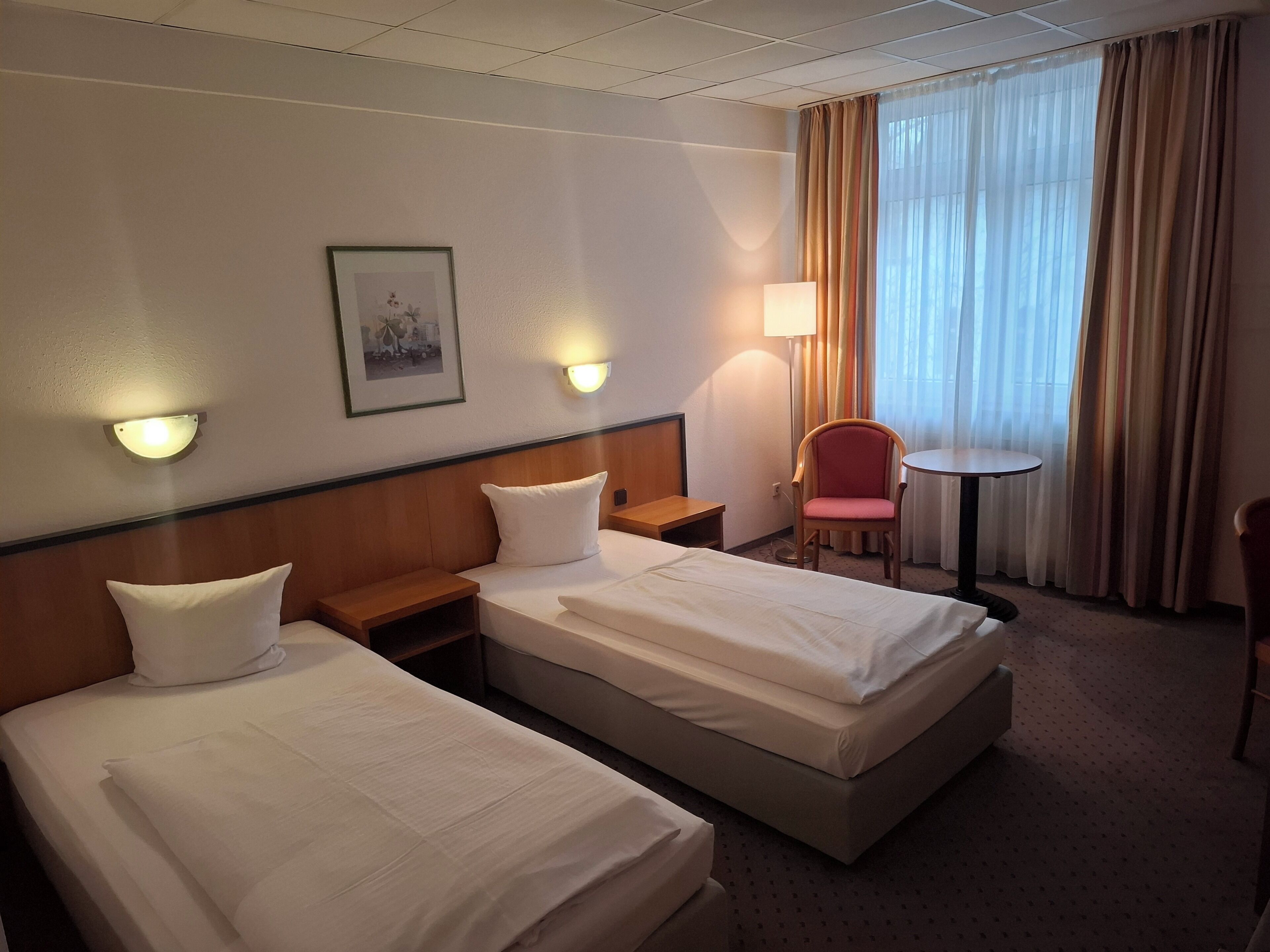 Comfort Double Room | Desk, laptop workspace, iron/ironing board, free WiFi