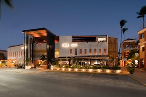 Casino - PARADISE DUKASI SUITES at LOS CORALES  (Punta Cana)