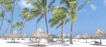 PARADISE DUKASI SUITES at LOS CORALES