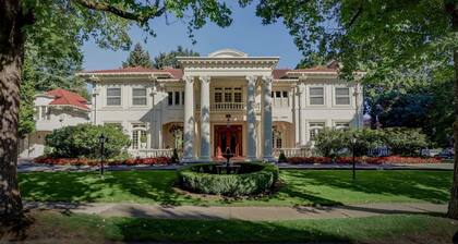 Portland's White House Bed & Breakfast -- The Teddy & Edith Room