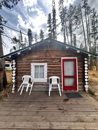 Cabin #3 Cozy one room cabin in charming Gould, perfect for a getaway.