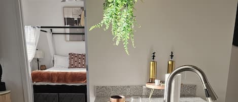 1 habitación y caja de seguridad en la habitación