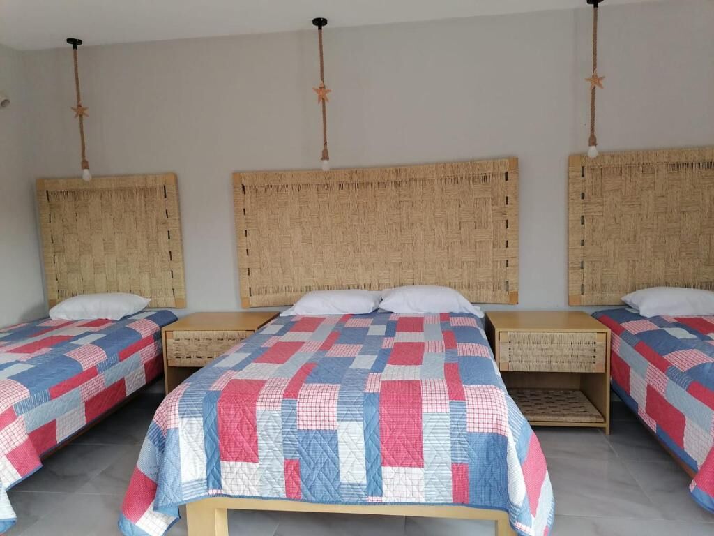 Departamento junior, vista a la alberca | Sábanas de algodón egipcio y ropa de cama de alta calidad 
