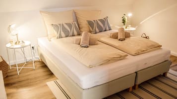 2 bedrooms, WiFi, bed sheets