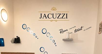 🌿 Oasis Ambre – Suite Bien-Être avec Jacuzzi Privatif 🌿