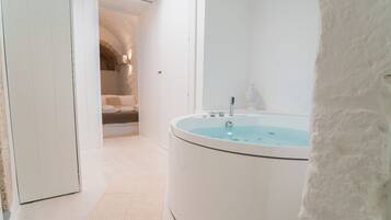 Superior Room | Desk, laptop workspace, free WiFi