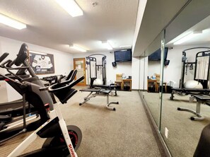 Fitness facility - W406- New! Loft Style Apt with Amazing MTN View (Canmore)