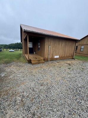 Exterior - Cabin 4 at Lamb Ranch (Michie)