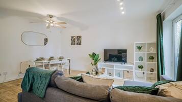 Apartment, Private Bathroom, Canal View | Living area