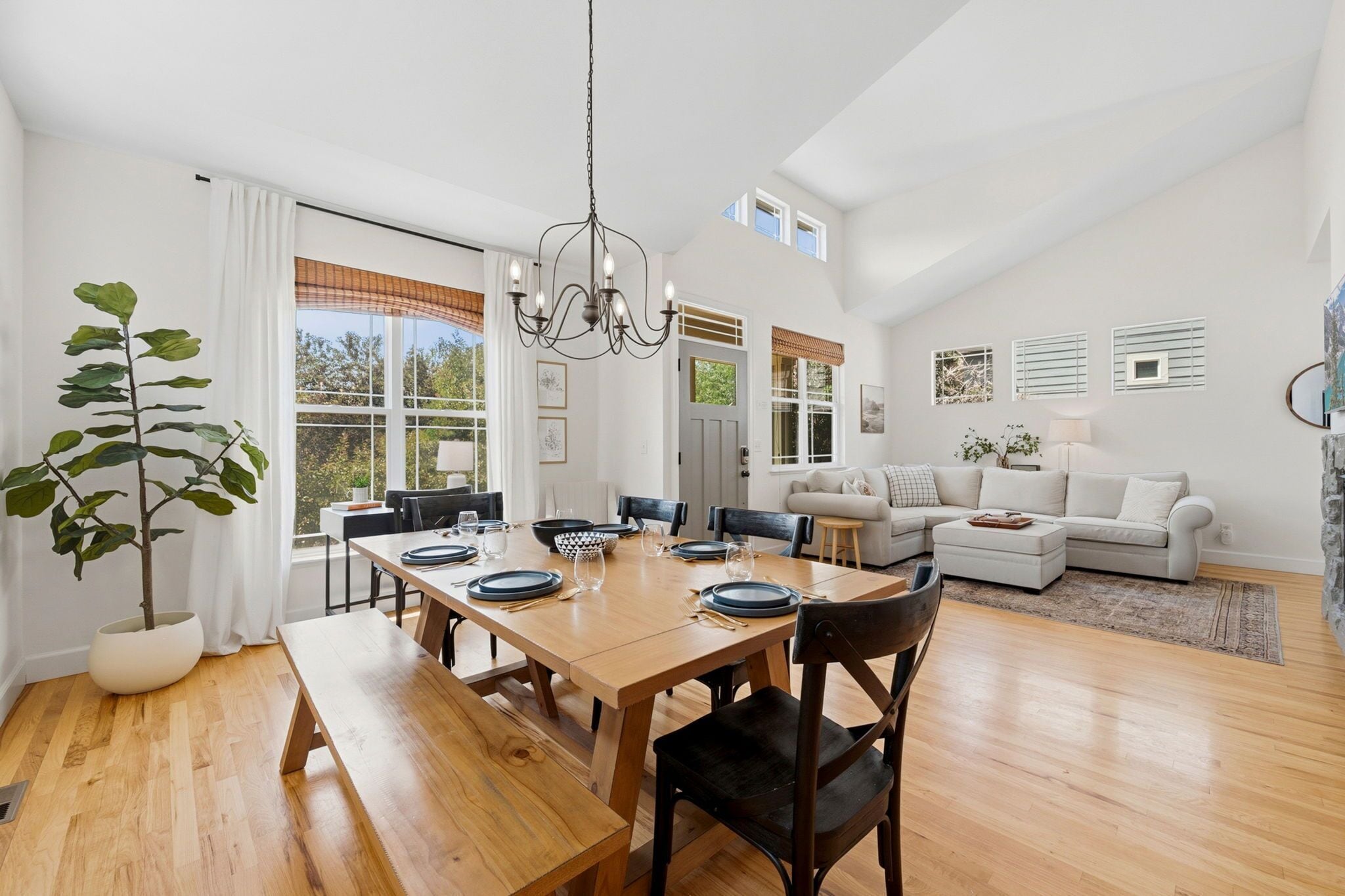 House, Multiple Beds, Garden View (Old Town North Retreat) | Dining