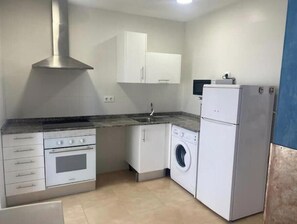 Private kitchen - Vrbo Property (Peñíscola)