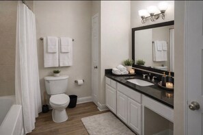 Bathroom -  Houston Hideaway, Modern Comfort in a Great Location (Houston)