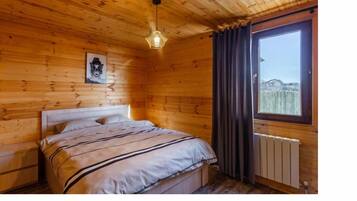 Minibar con artículos gratuitos, caja fuerte, sistema de insonorización