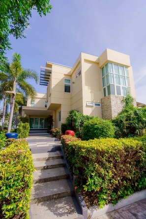 Exterior - Royal Villas (Sitges)