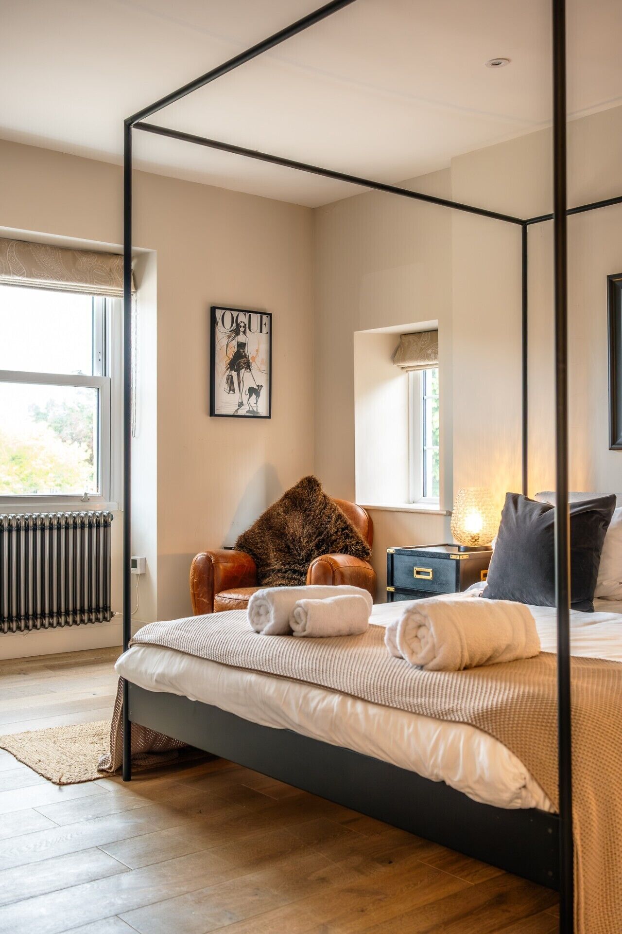 Bureau, Wi-Fi, literie fournie