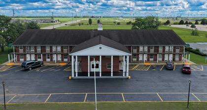 Economy Inn & Suites