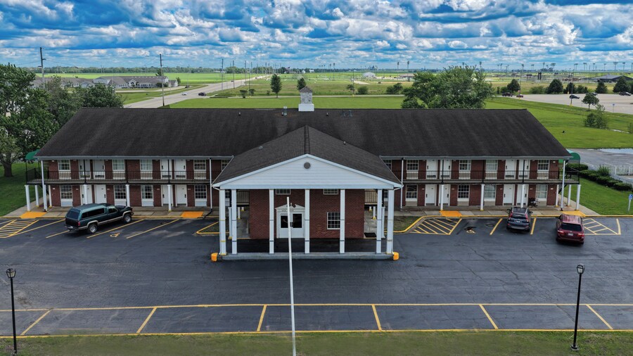 Economy Inn & Suites