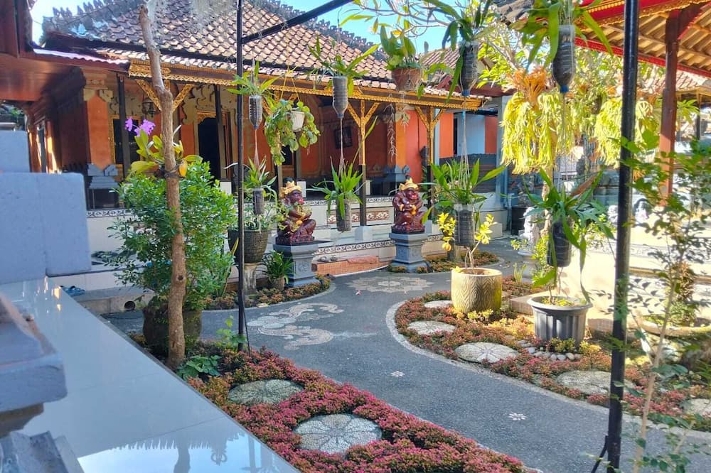 Cozzy Ida Guest House