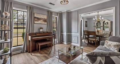 5BR Near Graceland Sleeps 10 with Piano, Fire Pit, and Games