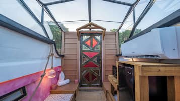 Double Room, 1 Queen Bed | Interior