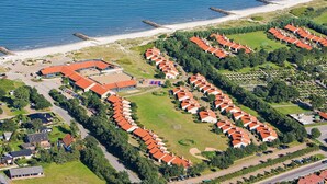 Unclassified image, 3 of 34, button - 6 Person Holiday Park Home in Saeby (Sæby)