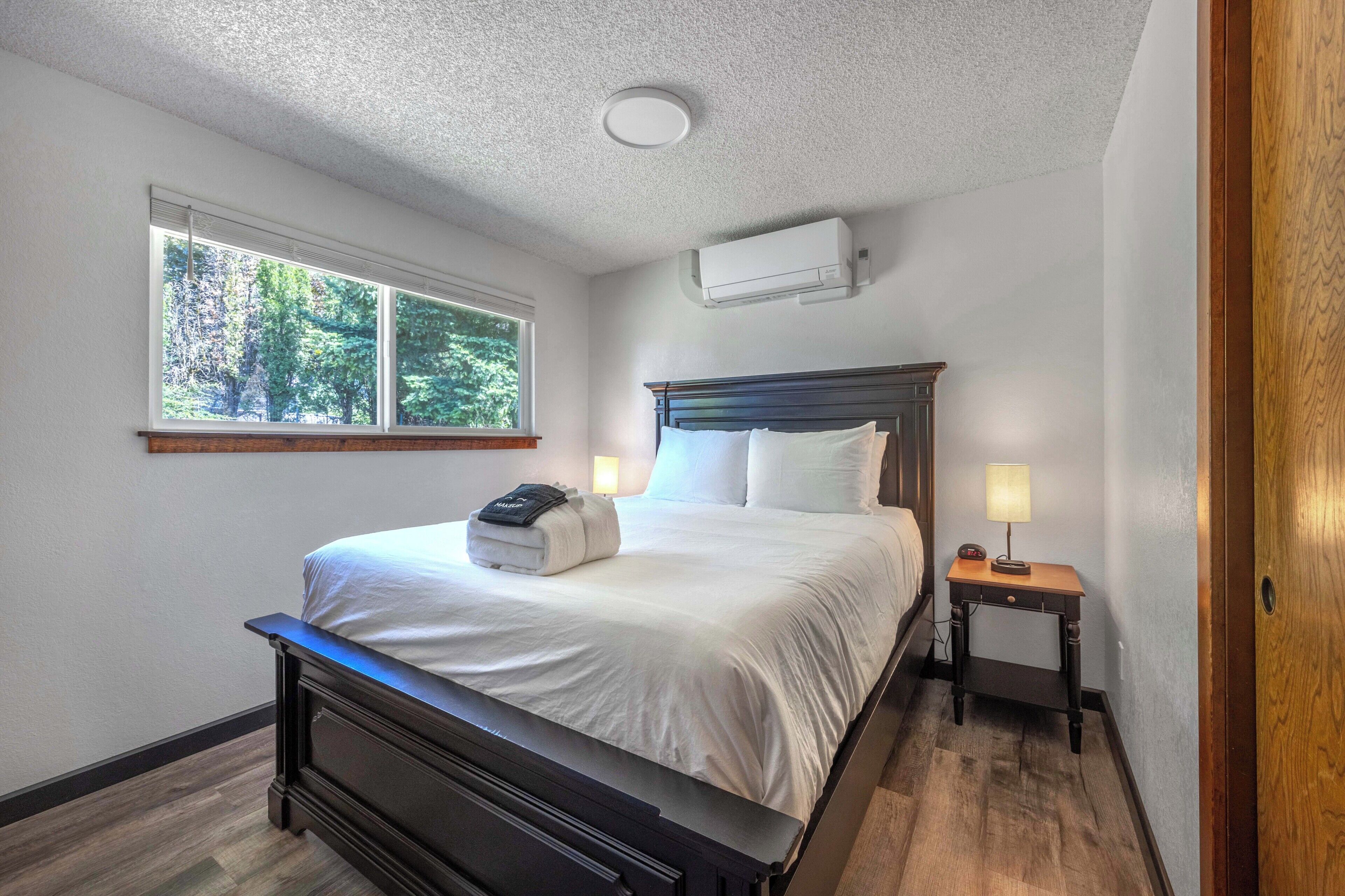 3 chambres, fer et planche à repasser, Wi-Fi gratuit, draps fournis