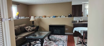 A cozy place, centrally located
