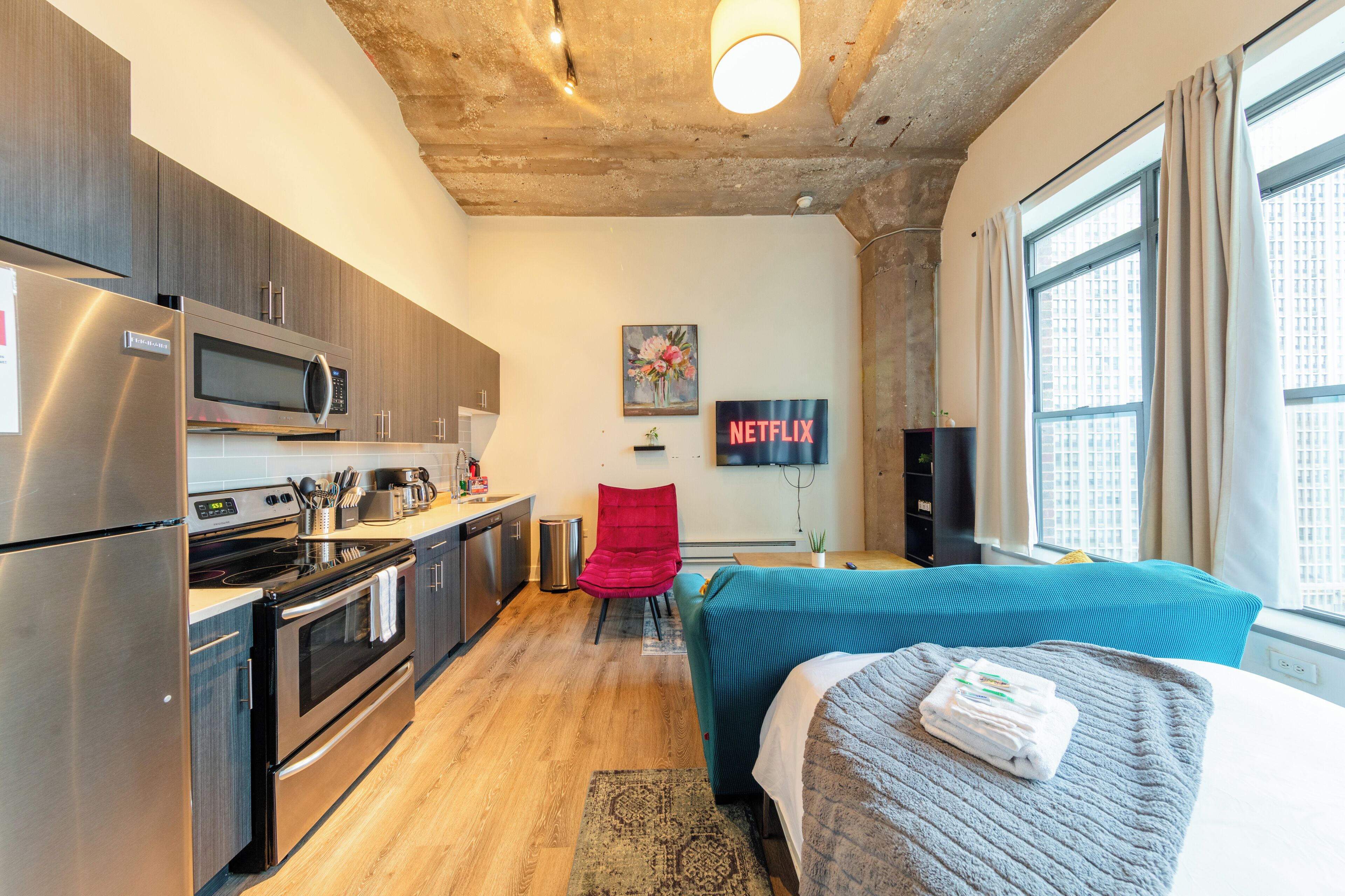 1 bedroom, iron/ironing board, WiFi (free), bed sheets