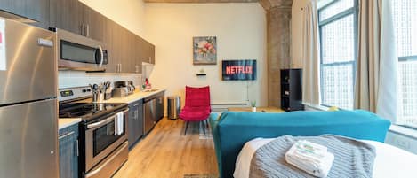 1 chambre, fer et planche à repasser, Wi-Fi gratuit, draps fournis