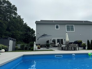 Pool - Hamptons Retreat Pool Oasis Modern House (Hampton Bays)